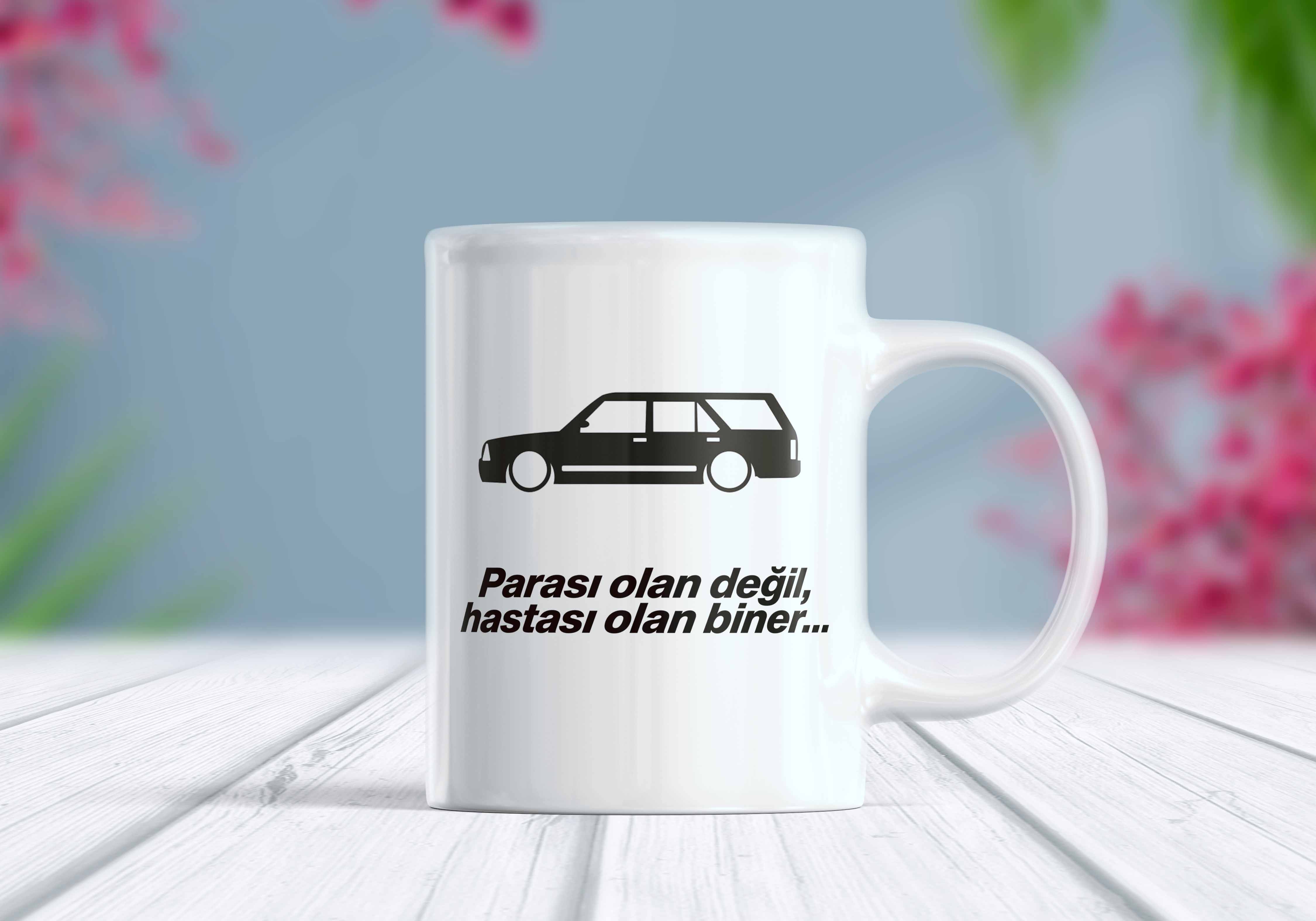 Klasik Station Otomobil Baskılı Parası Olan Değil Hastası Olan Biner Yazılı Kupa