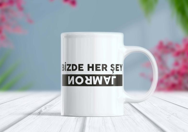 Bizde Her Şey Normal - Etiket Kupa | Berilden