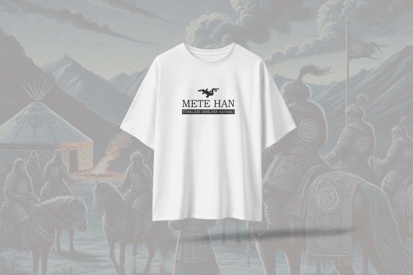 Mete Han Siyah Yazılı Oversize Unisex T-Shirt